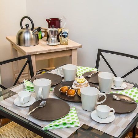 Domus Donnaregina Apartments Napoli Eksteriør billede