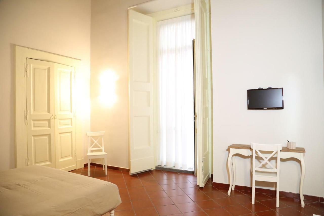 Domus Donnaregina Apartments Napoli Eksteriør billede