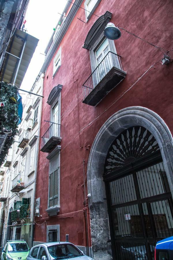 Domus Donnaregina Apartments Napoli Eksteriør billede