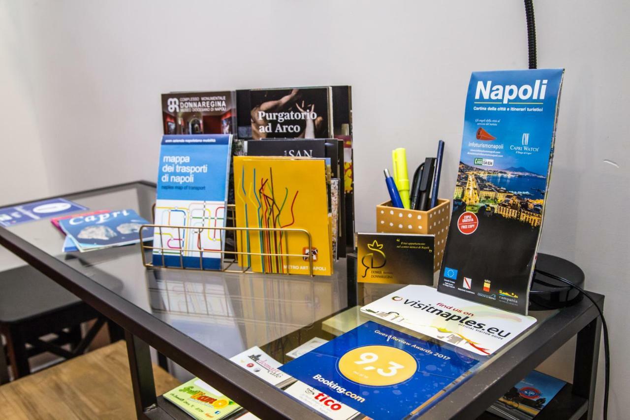 Domus Donnaregina Apartments Napoli Eksteriør billede
